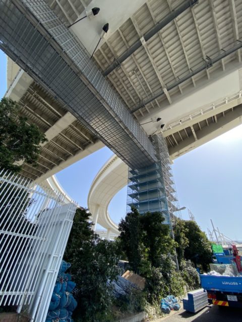 R3.03/20〜 神奈川県 大黒ふ頭　脚